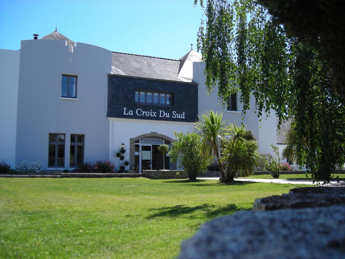 Le Tour-du-Parc Logis Hotel La Croix Du Sud מראה חיצוני תמונה