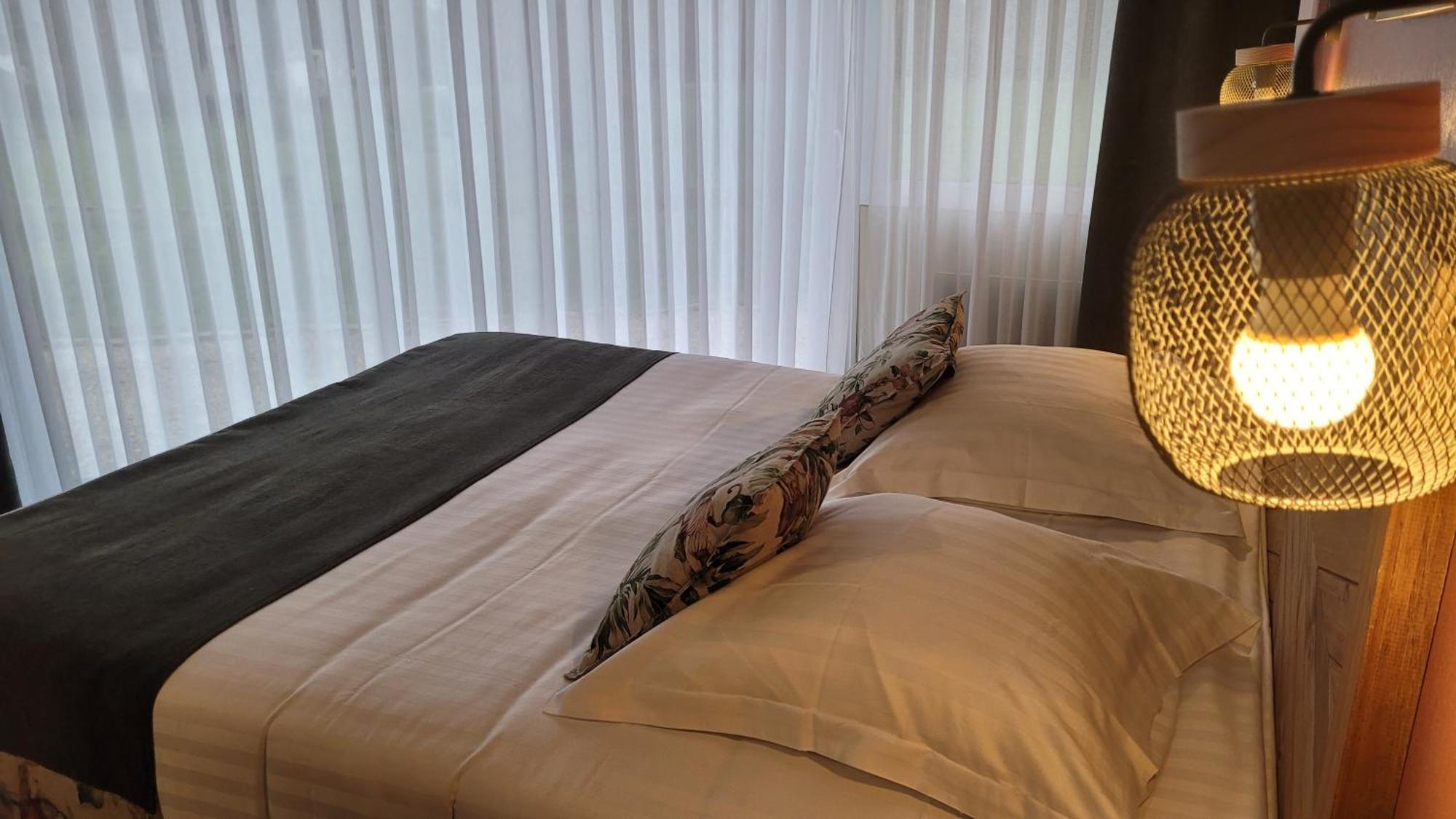 Le Tour-du-Parc Logis Hotel La Croix Du Sud מראה חיצוני תמונה